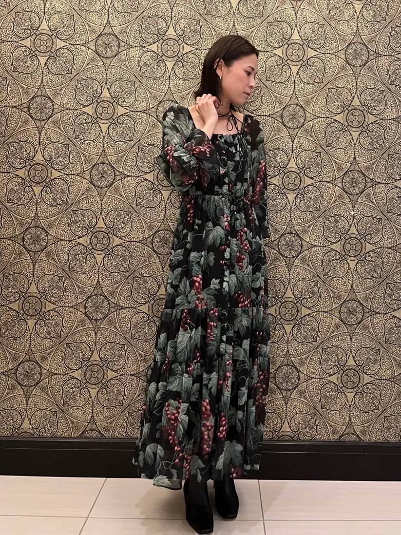 GRACE CONTINENTAL The Banquet 亀田 未希 コーディネート画像