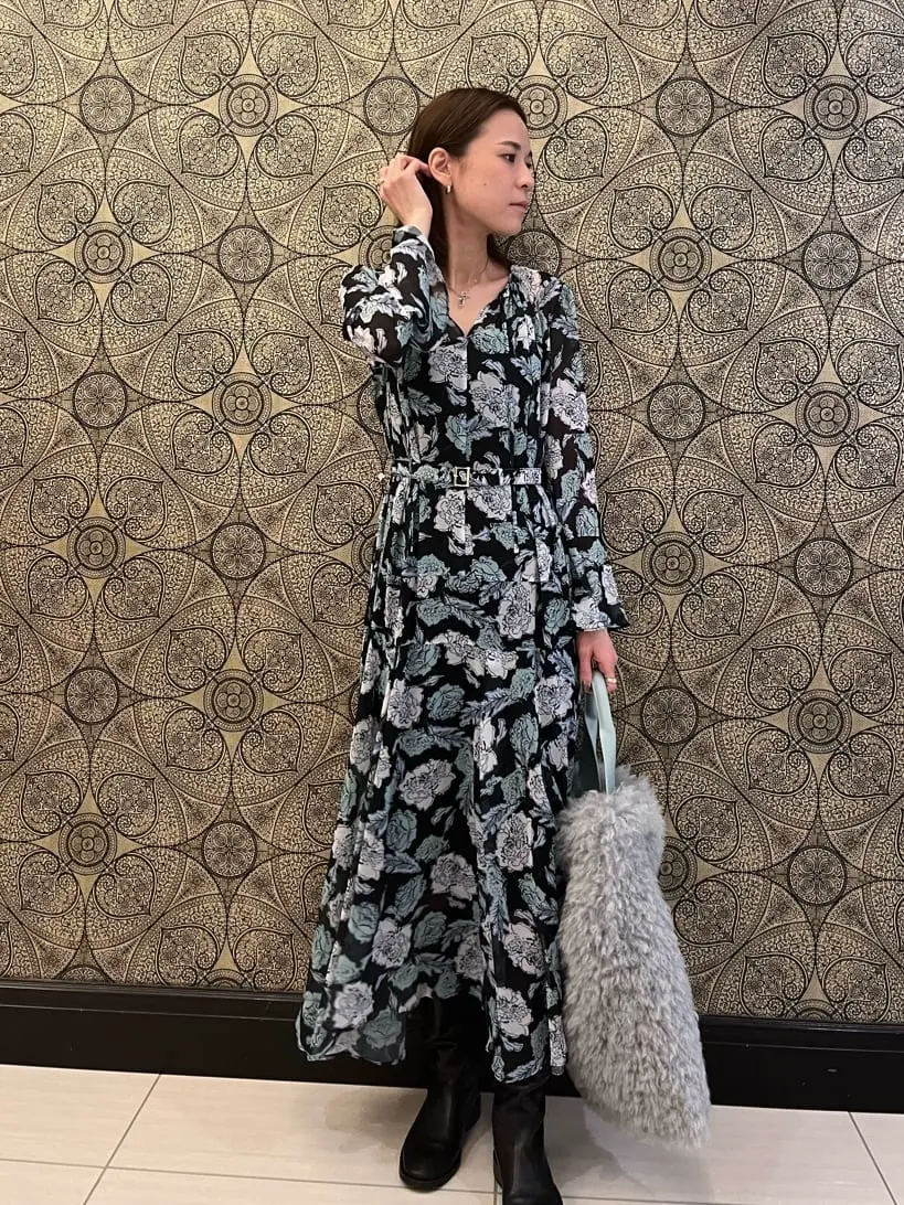 GRACE CONTINENTAL The Banquet 亀田 未希 コーディネート画像