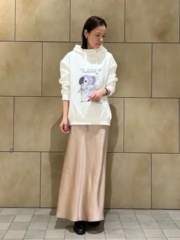 GRACE CONTINENTAL The Banquet 亀田 未希 コーディネート画像