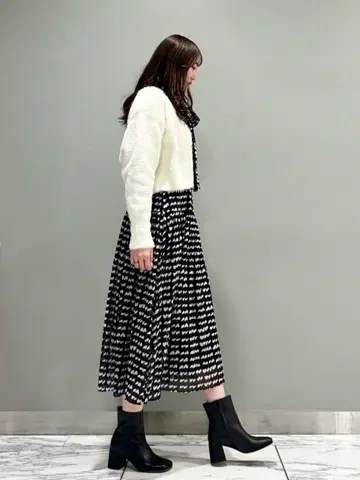 GRACE CONTINENTAL The Banquet 遠藤　みずき コーディネート画像