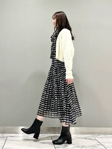 GRACE CONTINENTAL The Banquet 遠藤　みずき コーディネート画像