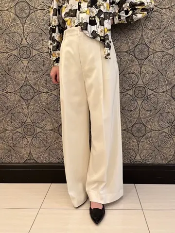 GRACE CONTINENTAL The Banquet 亀田 未希 コーディネート画像