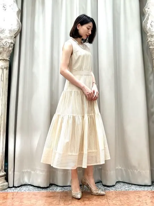 GRACE CONTINENTAL The Banquet eri コーディネート画像