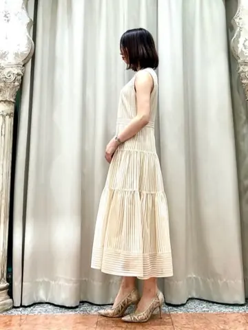 GRACE CONTINENTAL The Banquet eri コーディネート画像