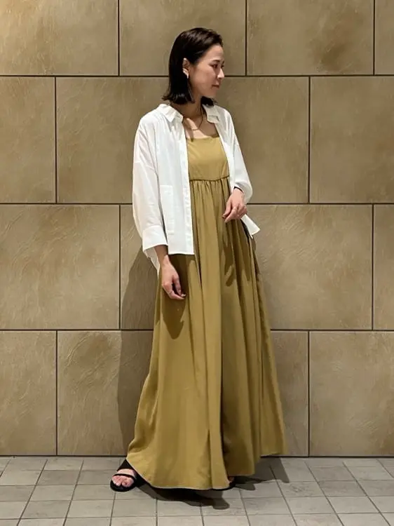 GRACE CONTINENTAL The Banquet 亀田 未希 コーディネート画像