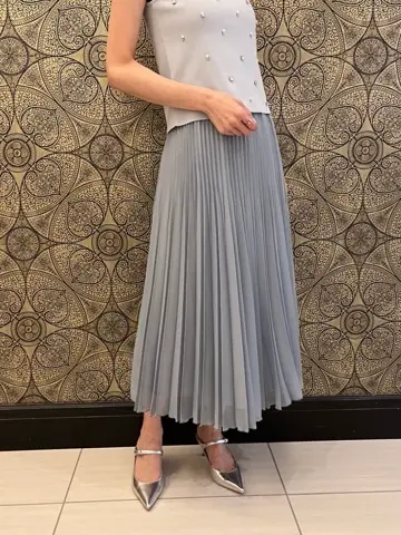 GRACE CONTINENTAL The Banquet 亀田 未希 コーディネート画像