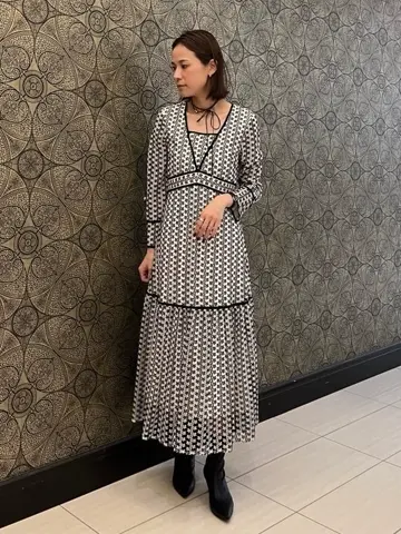 GRACE CONTINENTAL The Banquet 亀田 未希 コーディネート画像