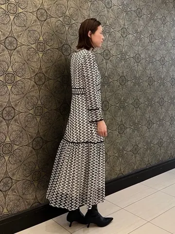 GRACE CONTINENTAL The Banquet 亀田 未希 コーディネート画像