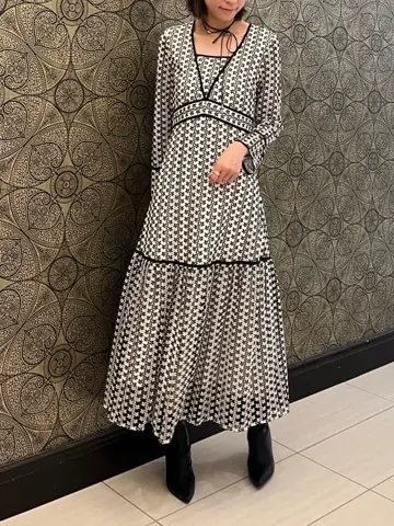 GRACE CONTINENTAL The Banquet 亀田 未希 コーディネート画像