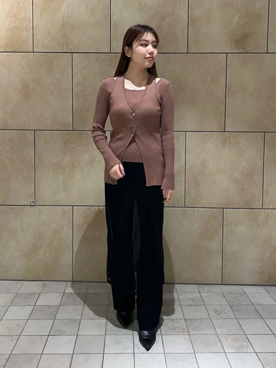 GRACE CONTINENTAL The Banquet 赤坂 梨来 コーディネート画像