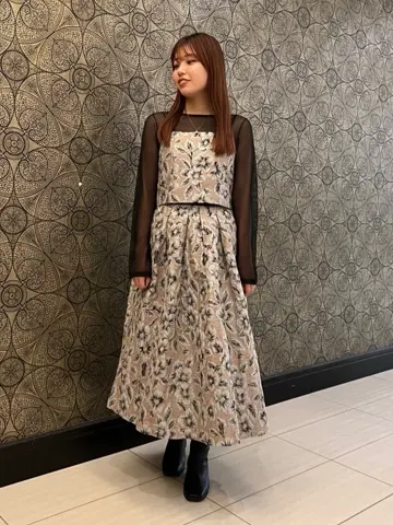 GRACE CONTINENTAL The Banquet 赤坂 梨来 コーディネート画像