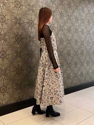 GRACE CONTINENTAL The Banquet 赤坂 梨来 コーディネート画像