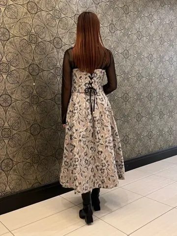 GRACE CONTINENTAL The Banquet 赤坂 梨来 コーディネート画像