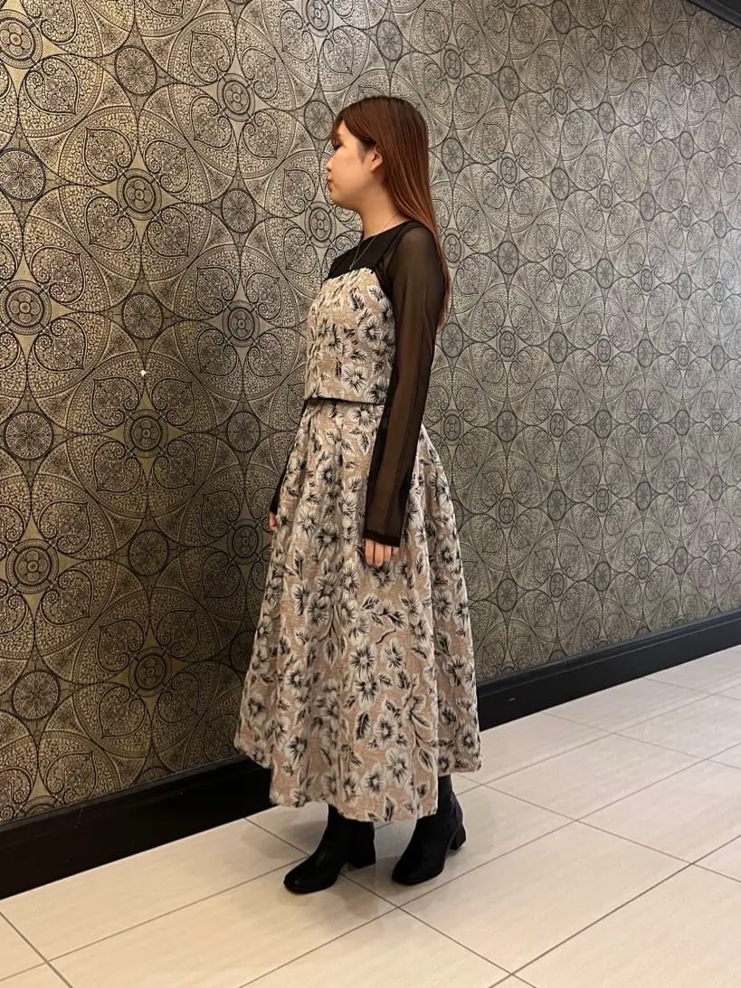 GRACE CONTINENTAL The Banquet 赤坂 梨来 コーディネート画像