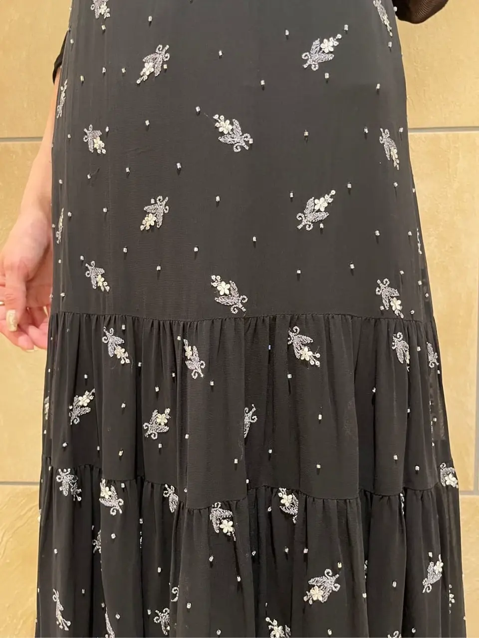 GRACE CONTINENTAL The Banquet 亀田 未希 コーディネート画像