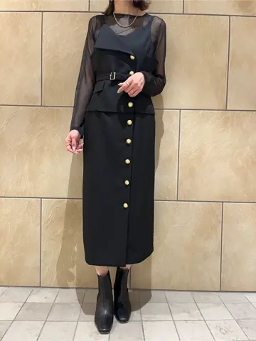 GRACE CONTINENTAL The Banquet 亀田 未希 コーディネート画像