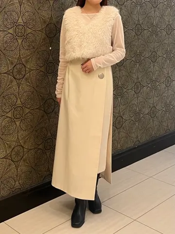 GRACE CONTINENTAL The Banquet 赤坂 梨来 コーディネート画像