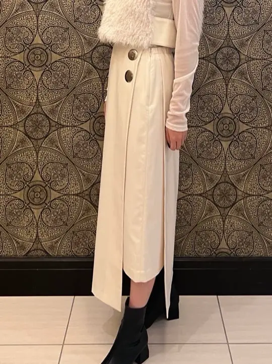 GRACE CONTINENTAL The Banquet 赤坂 梨来 コーディネート画像