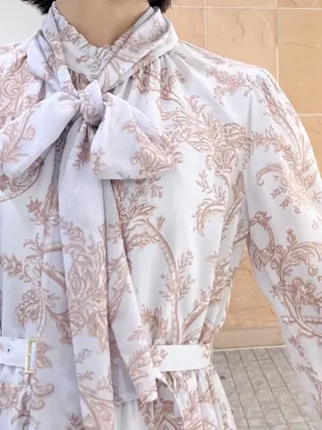 GRACE CONTINENTAL The Banquet yuri コーディネート画像