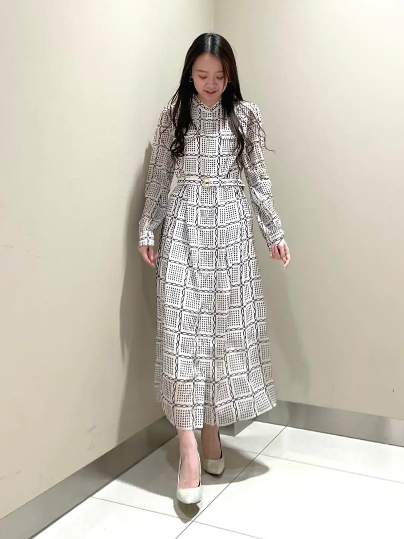 GRACE CONTINENTAL The Banquet Suzuka コーディネート画像