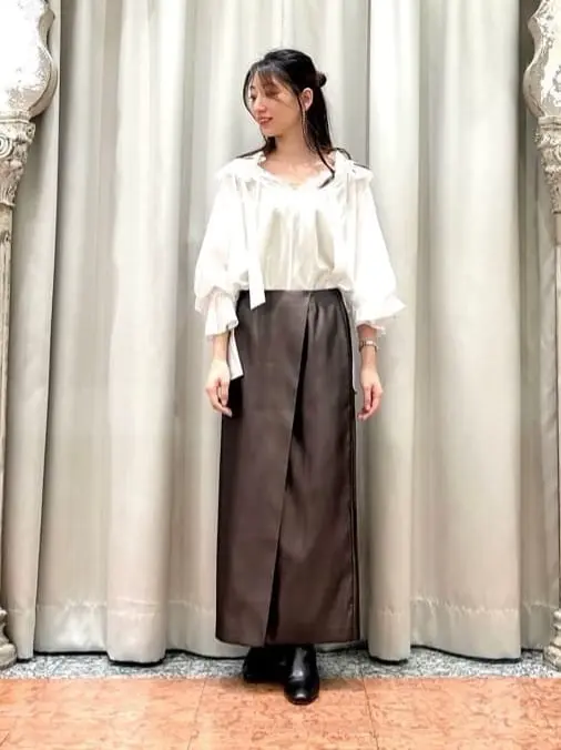 GRACE CONTINENTAL The Banquet eri コーディネート画像