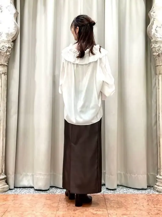 GRACE CONTINENTAL The Banquet eri コーディネート画像