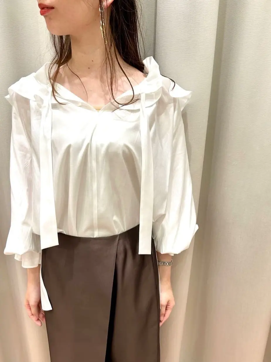 GRACE CONTINENTAL The Banquet eri コーディネート画像