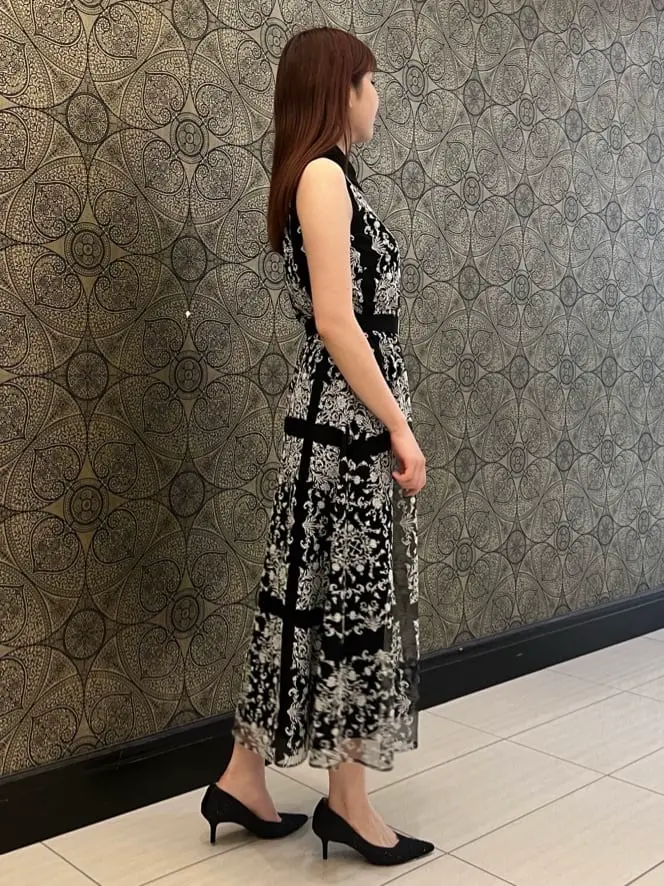 GRACE CONTINENTAL The Banquet 赤坂 梨来 コーディネート画像