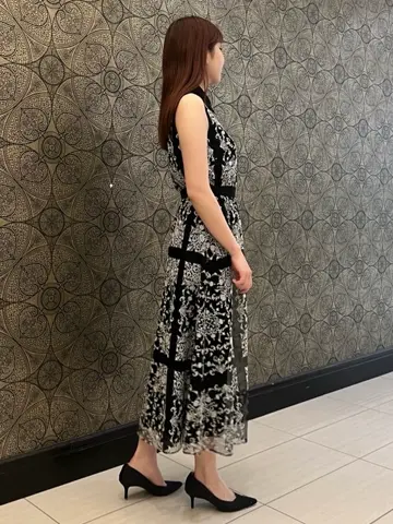 GRACE CONTINENTAL The Banquet 赤坂 梨来 コーディネート画像