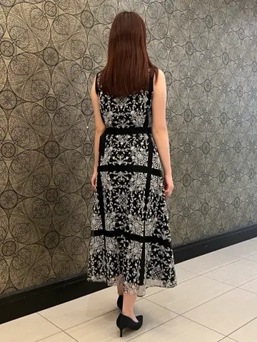 GRACE CONTINENTAL The Banquet 赤坂 梨来 コーディネート画像