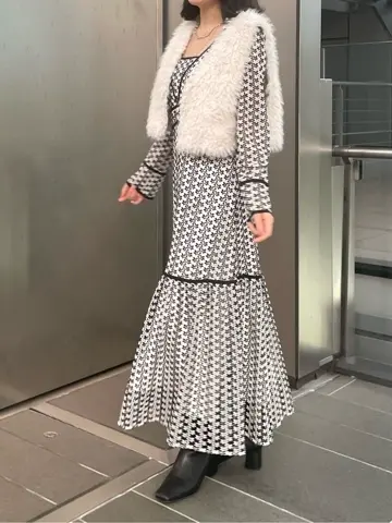 GRACE CONTINENTAL The Banquet Ezawa.M コーディネート画像