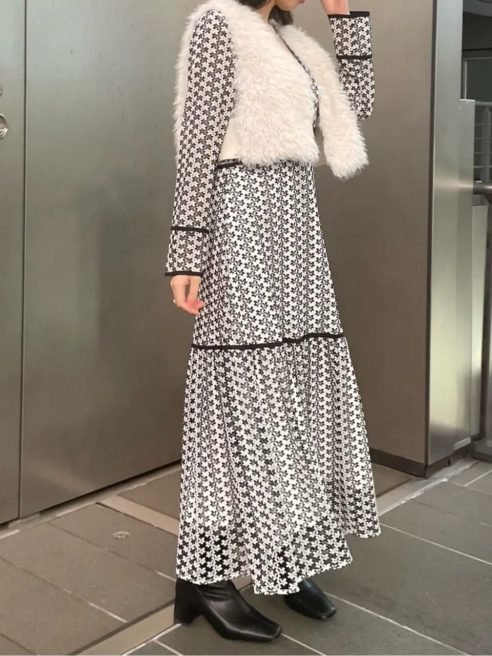 GRACE CONTINENTAL The Banquet Ezawa.M コーディネート画像