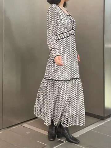 GRACE CONTINENTAL The Banquet Ezawa.M コーディネート画像