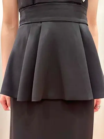 GRACE CONTINENTAL The Banquet 遠藤　みずき コーディネート画像