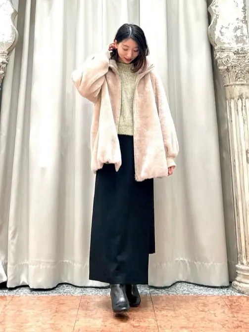 GRACE CONTINENTAL The Banquet eri コーディネート画像