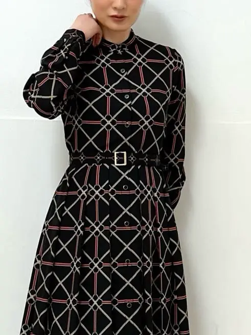 GRACE CONTINENTAL The Banquet Kogane. コーディネート画像