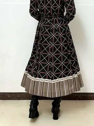 GRACE CONTINENTAL The Banquet Kogane. コーディネート画像