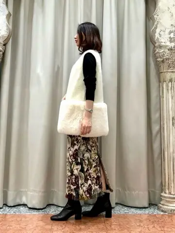 GRACE CONTINENTAL The Banquet eri コーディネート画像