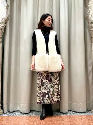 GRACE CONTINENTAL The Banquet eri コーディネート画像