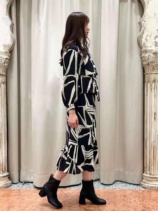 GRACE CONTINENTAL The Banquet 遠藤　みずき コーディネート画像