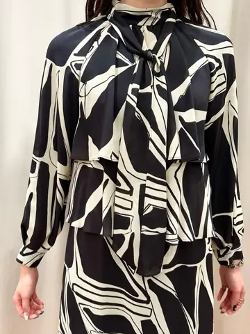 GRACE CONTINENTAL The Banquet 遠藤　みずき コーディネート画像