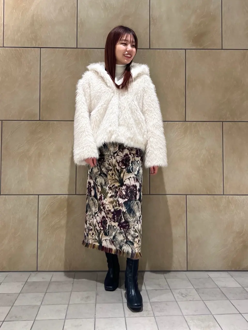 GRACE CONTINENTAL The Banquet 赤坂 梨来 コーディネート画像