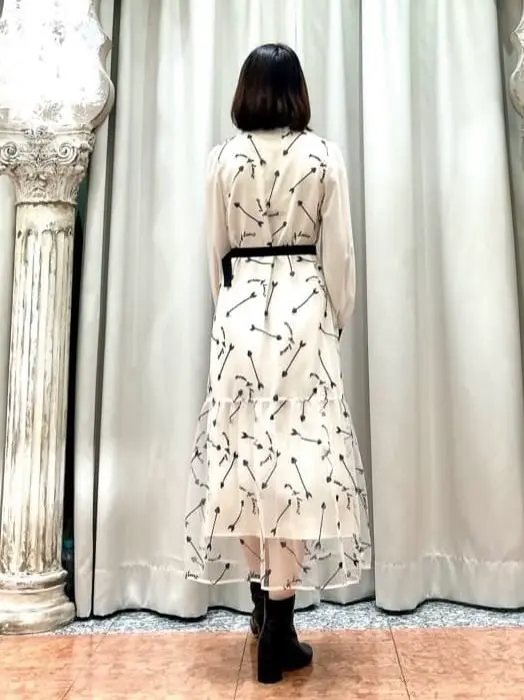 GRACE CONTINENTAL The Banquet eri コーディネート画像