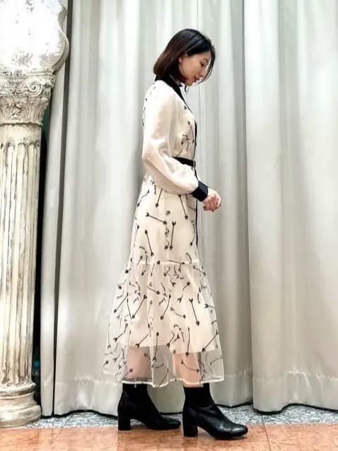 GRACE CONTINENTAL The Banquet eri コーディネート画像