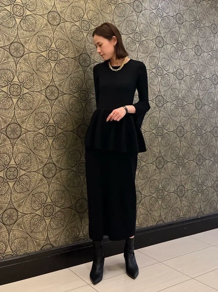 GRACE CONTINENTAL The Banquet 亀田 未希 コーディネート画像