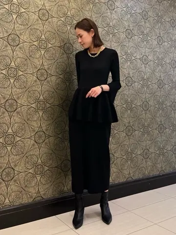 GRACE CONTINENTAL The Banquet 亀田 未希 コーディネート画像