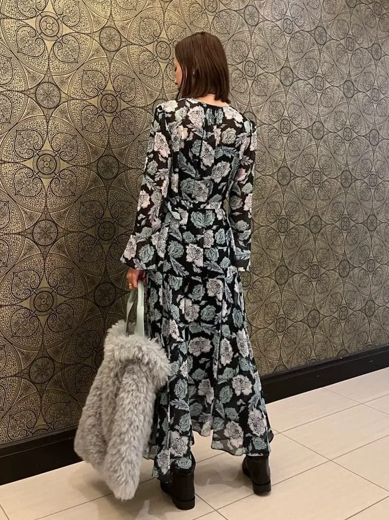 GRACE CONTINENTAL The Banquet 亀田 未希 コーディネート画像