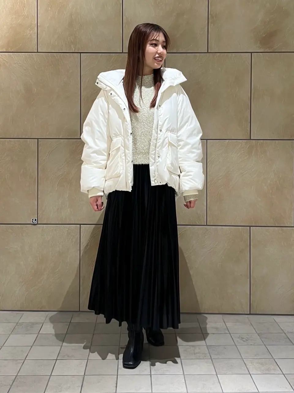 GRACE CONTINENTAL The Banquet 赤坂 梨来 コーディネート画像