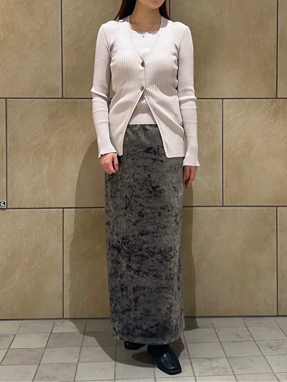 GRACE CONTINENTAL The Banquet 赤坂 梨来 コーディネート画像