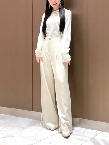 GRACE CONTINENTAL The Banquet Suzuka コーディネート画像